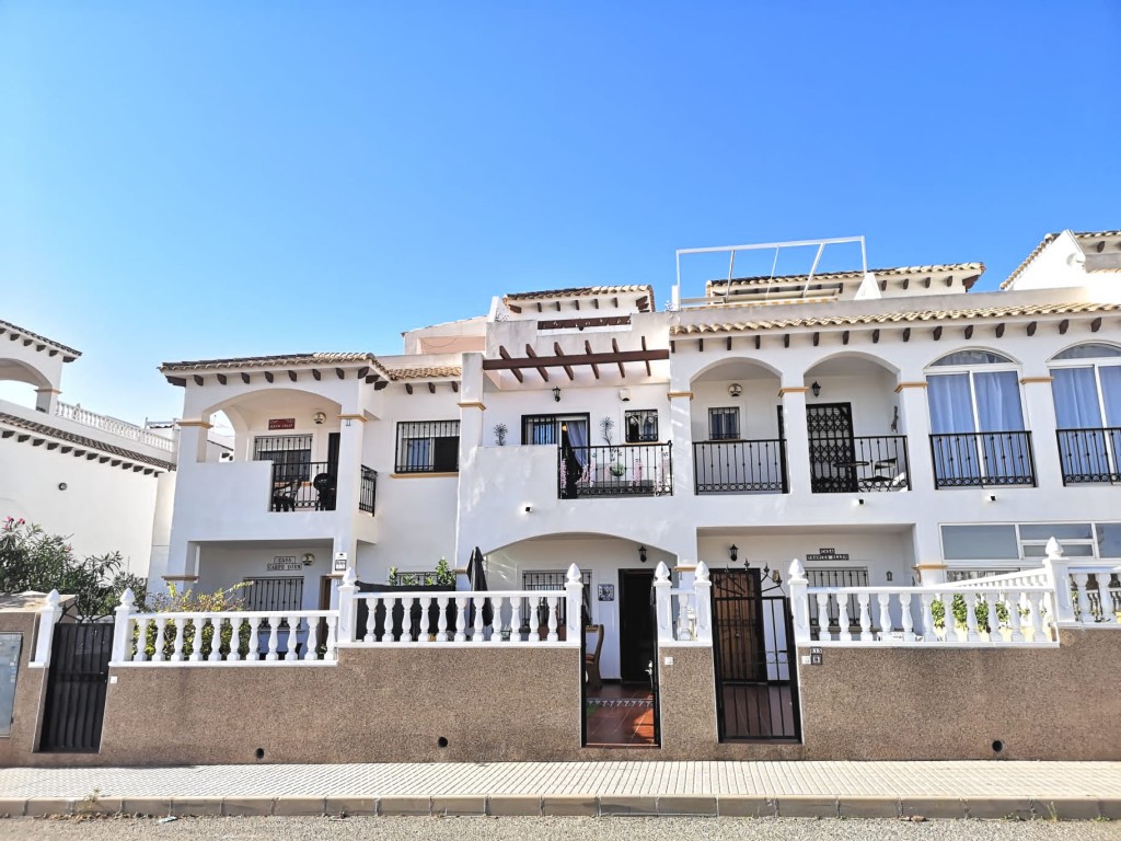 Townhouse in Punta Prima, Alicante (Costa Blanca) Lilypad Properties