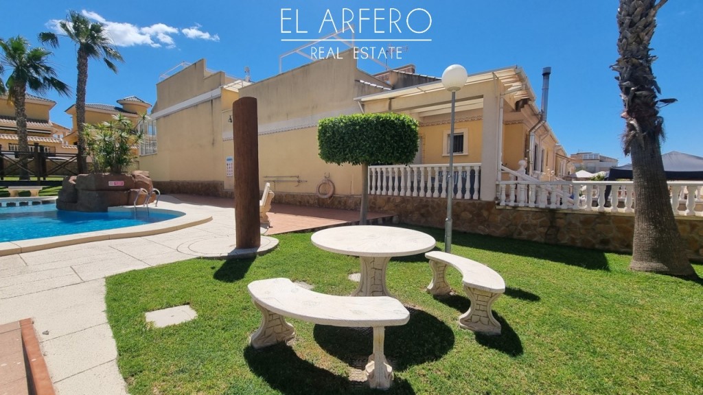 ELA 210089: Bungalow for sale in Lo Crispin