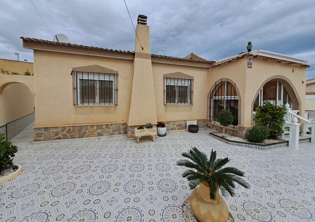 3 bedroom Detached Villa in Torrevieja