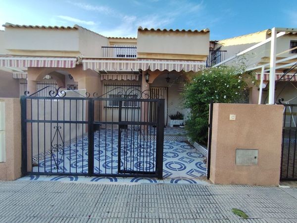 Townhouse in Los Alcazares