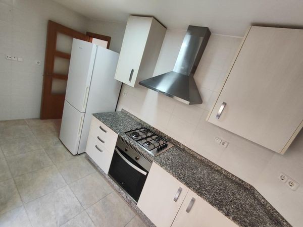 Property Image 3 Property Image 3