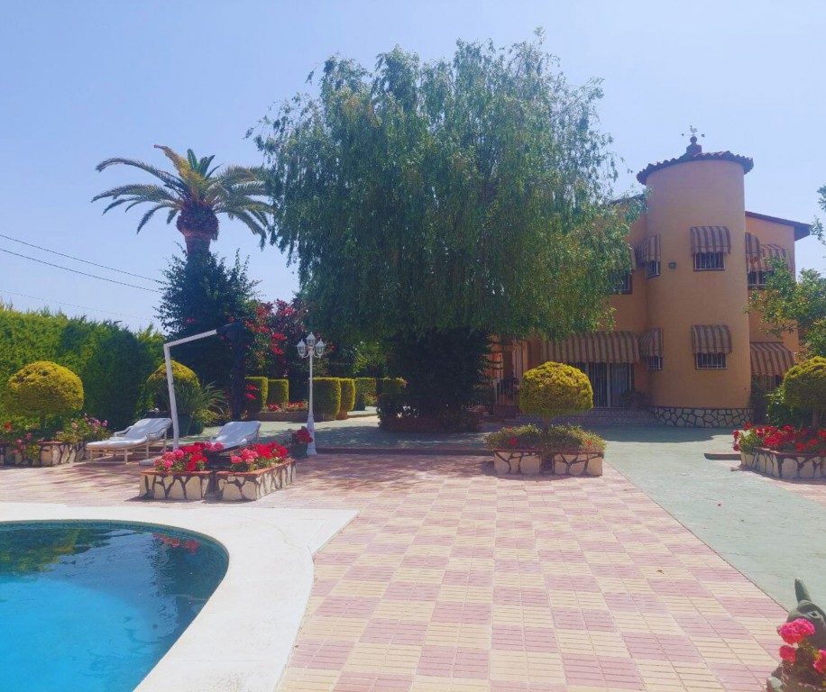 Vrijstaande Villa in Albir Wederverkoop Costa Blanca Noord