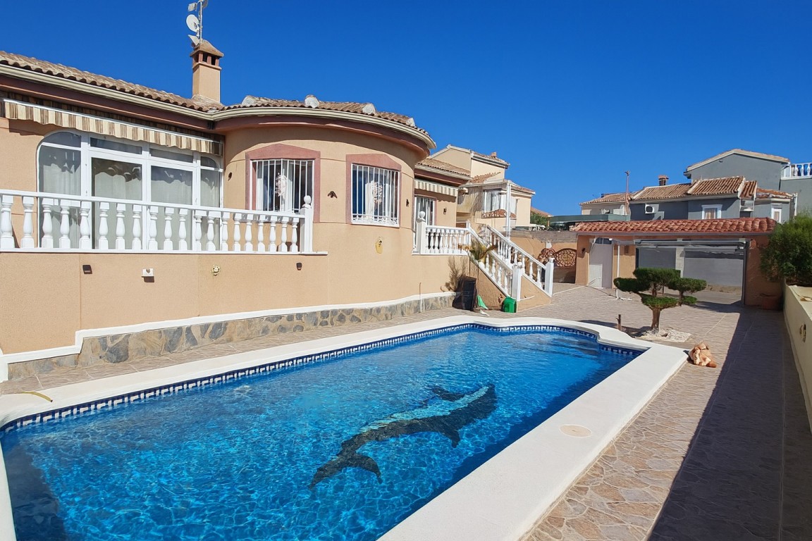 Detached Villa in Benimar