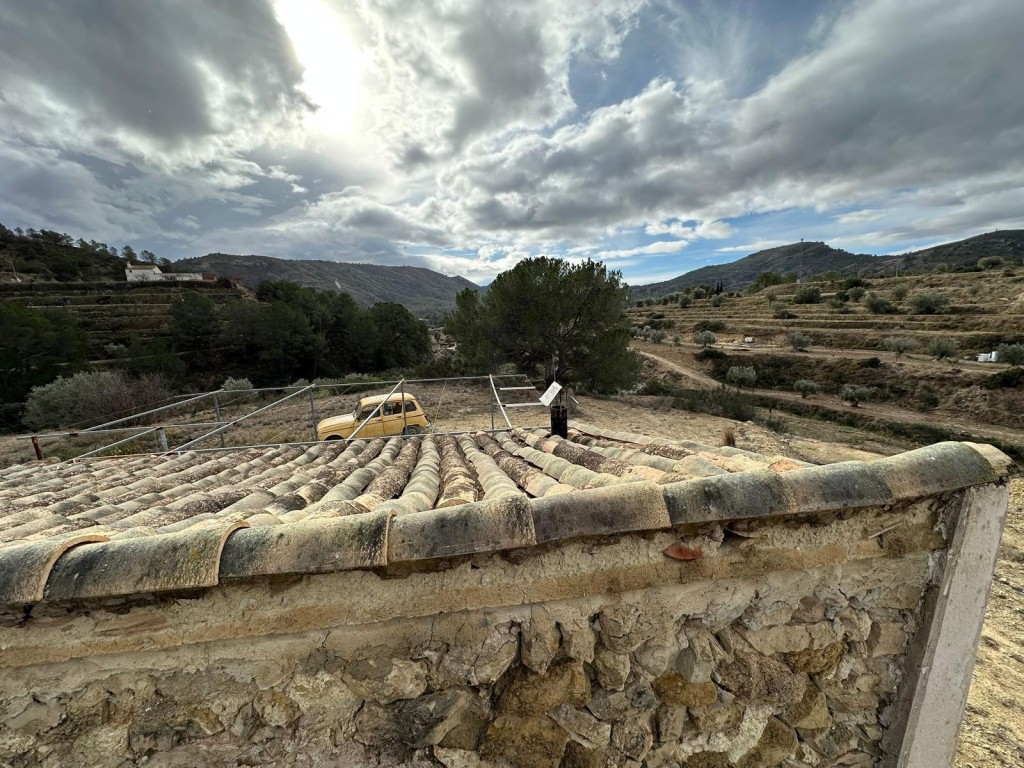 House in Relleu - Image 5