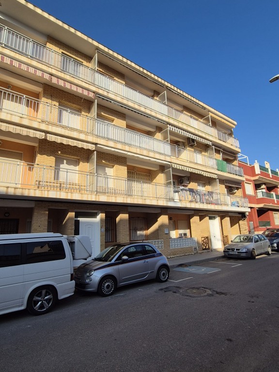 Apartamento de 3 dormitorios en Torre de la Horadada