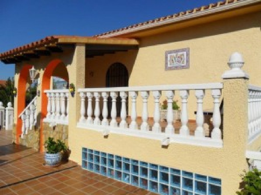 For Sale. Villa in La Nucia